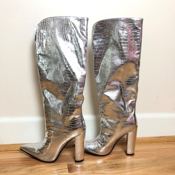 NEW Silver Knee High Croc Boots 4.33" Block Heel - Picture 3 of 9